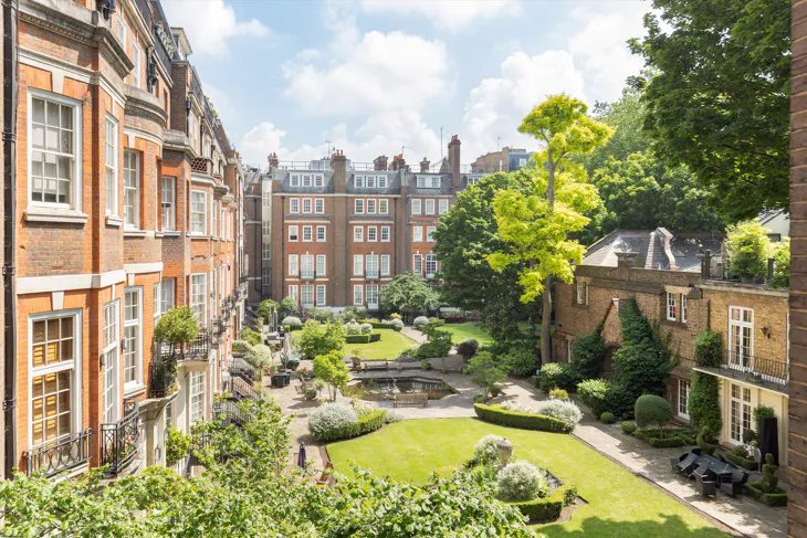 Flat Dunraven Street in City of Westminster
