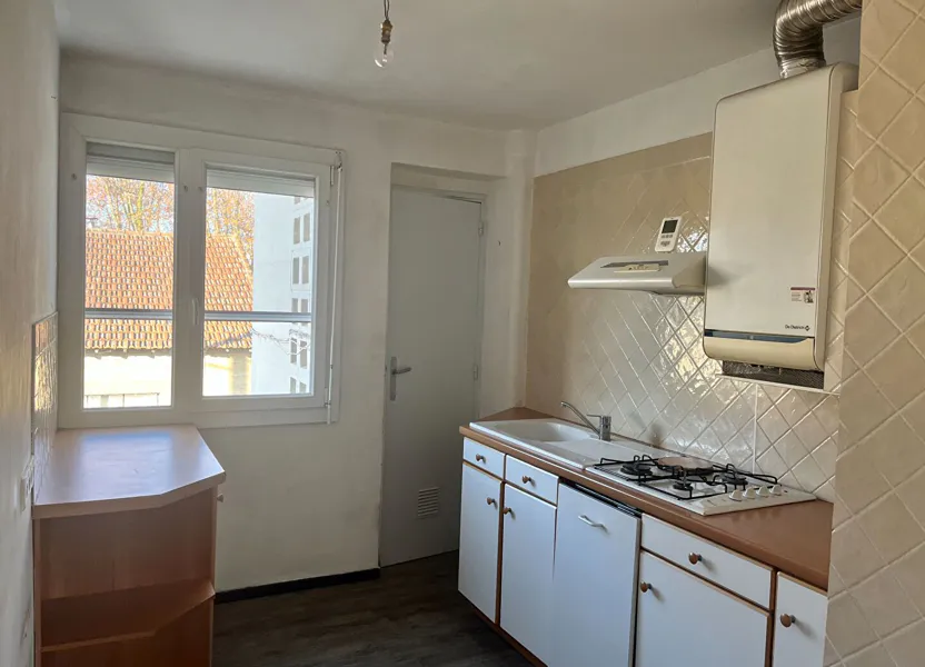 Appartement Rue Jean Racine à Pont-Saint-Esprit