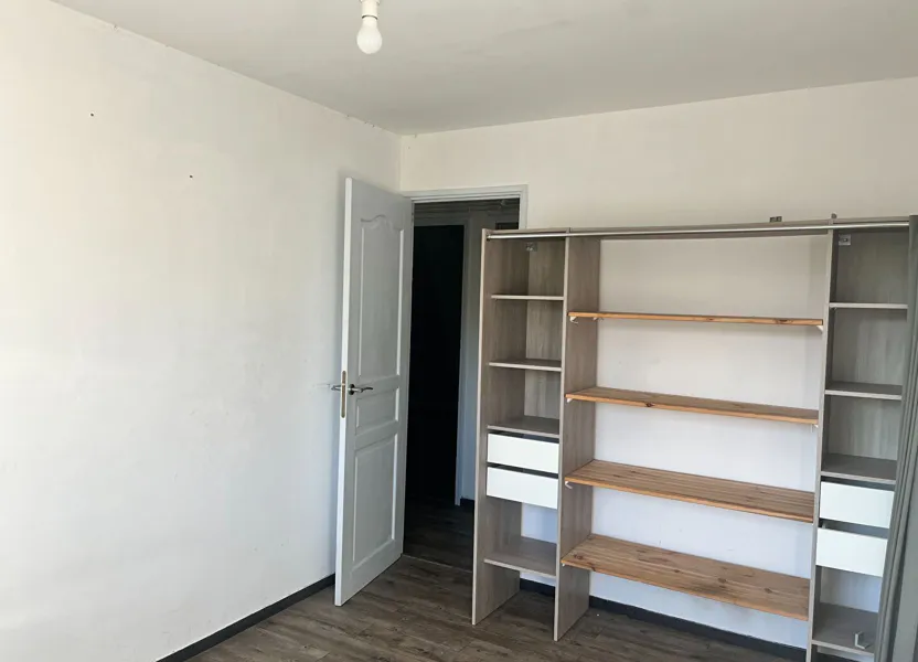 Appartement Rue Jean Racine à Pont-Saint-Esprit