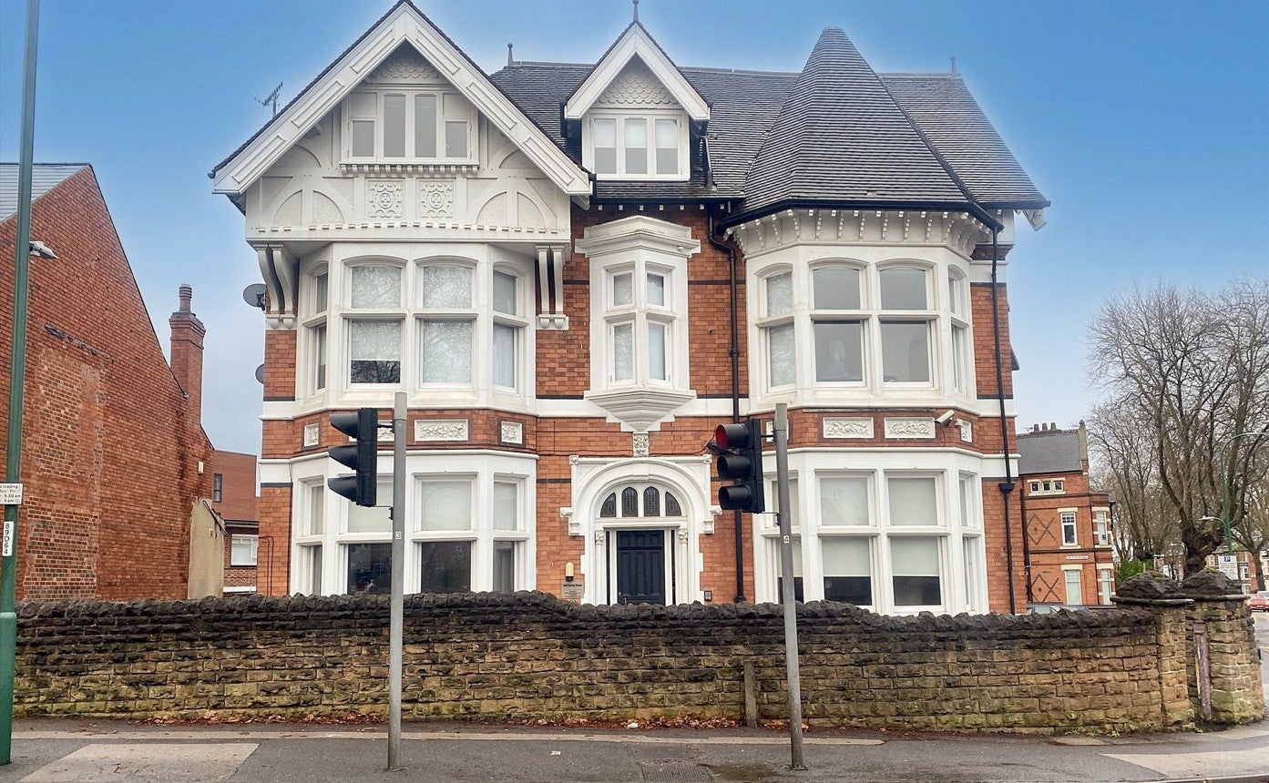 Room Derby Road in Nottingham