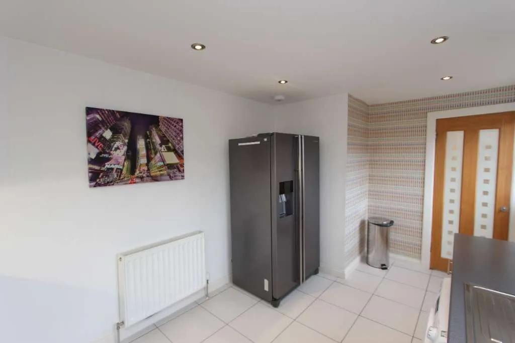 Flat Northfield Grove in City of Edinburgh