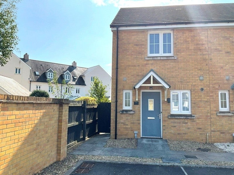 House Brickyard Row in Llanelli