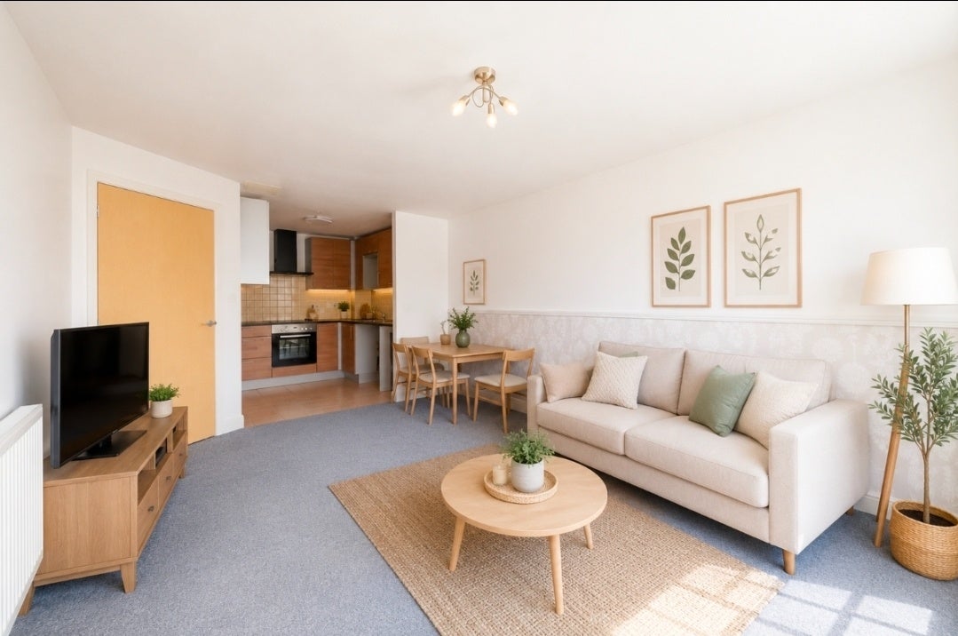 Flat Tarragon Road in Maidstone