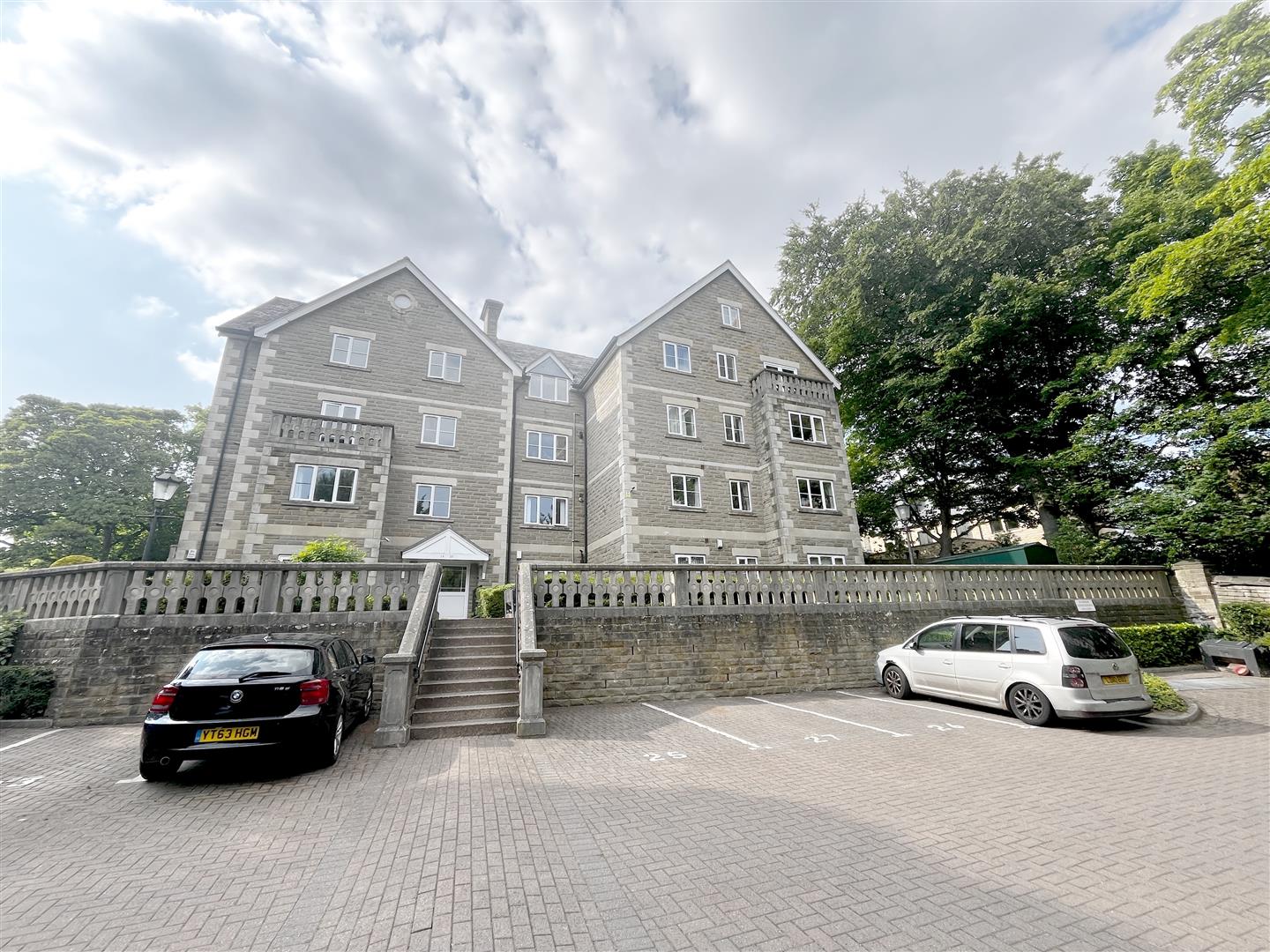 Flat Fulwood Road in Sheffield