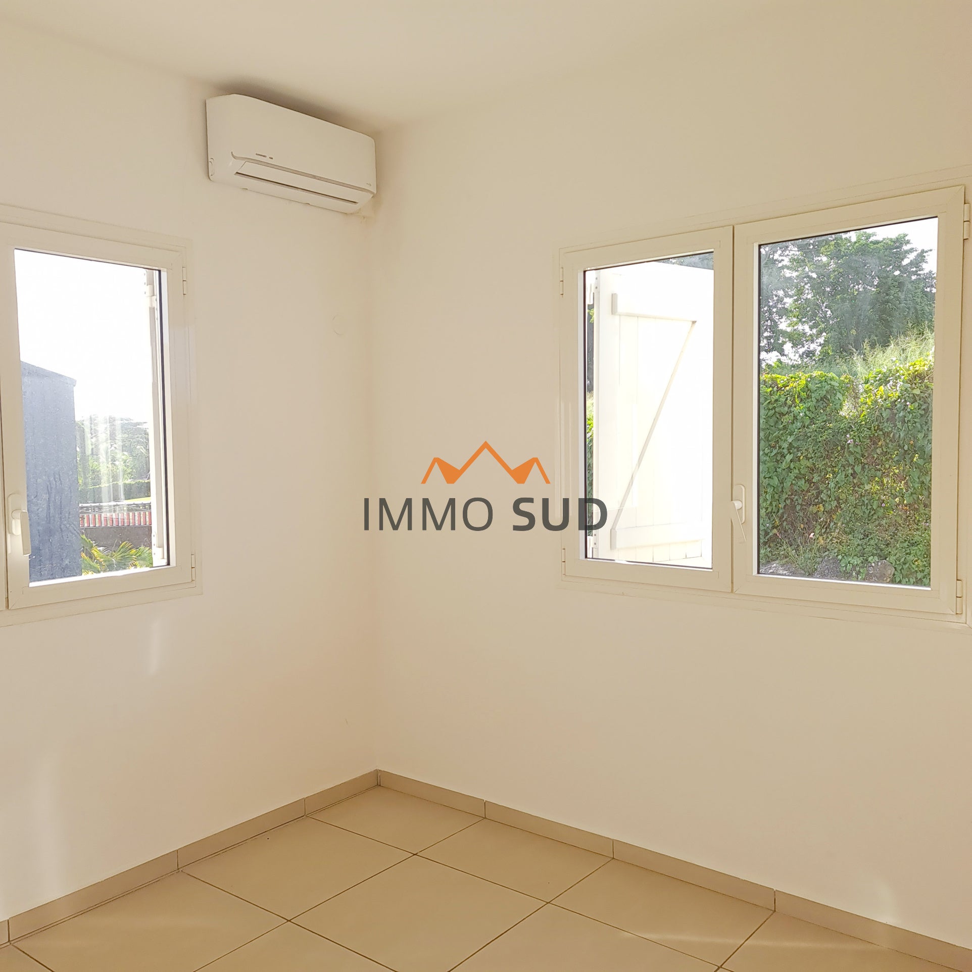 Appartement N 1 à Petit-Bourg