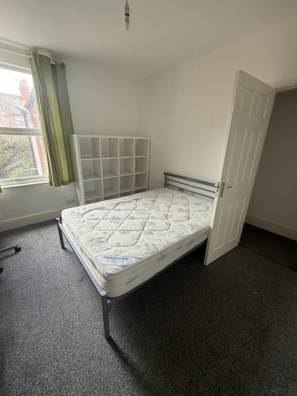 Room Paton Street in Leicester