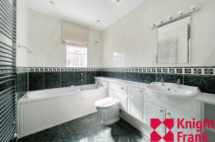 House Bowland Drive in Winkfield