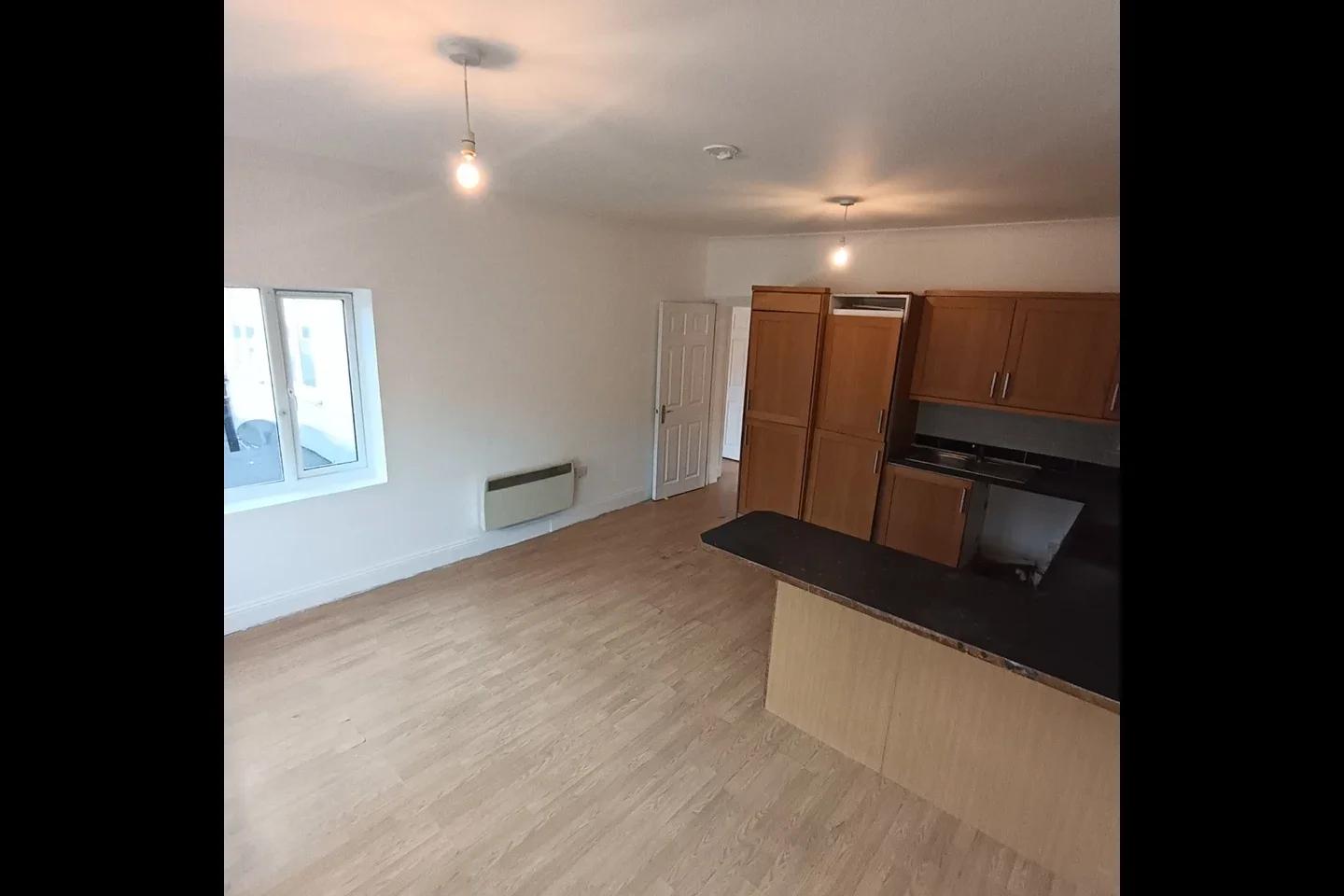 Flat Pitlake in Greater London