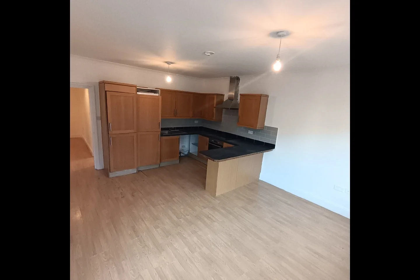 Flat Pitlake in Greater London