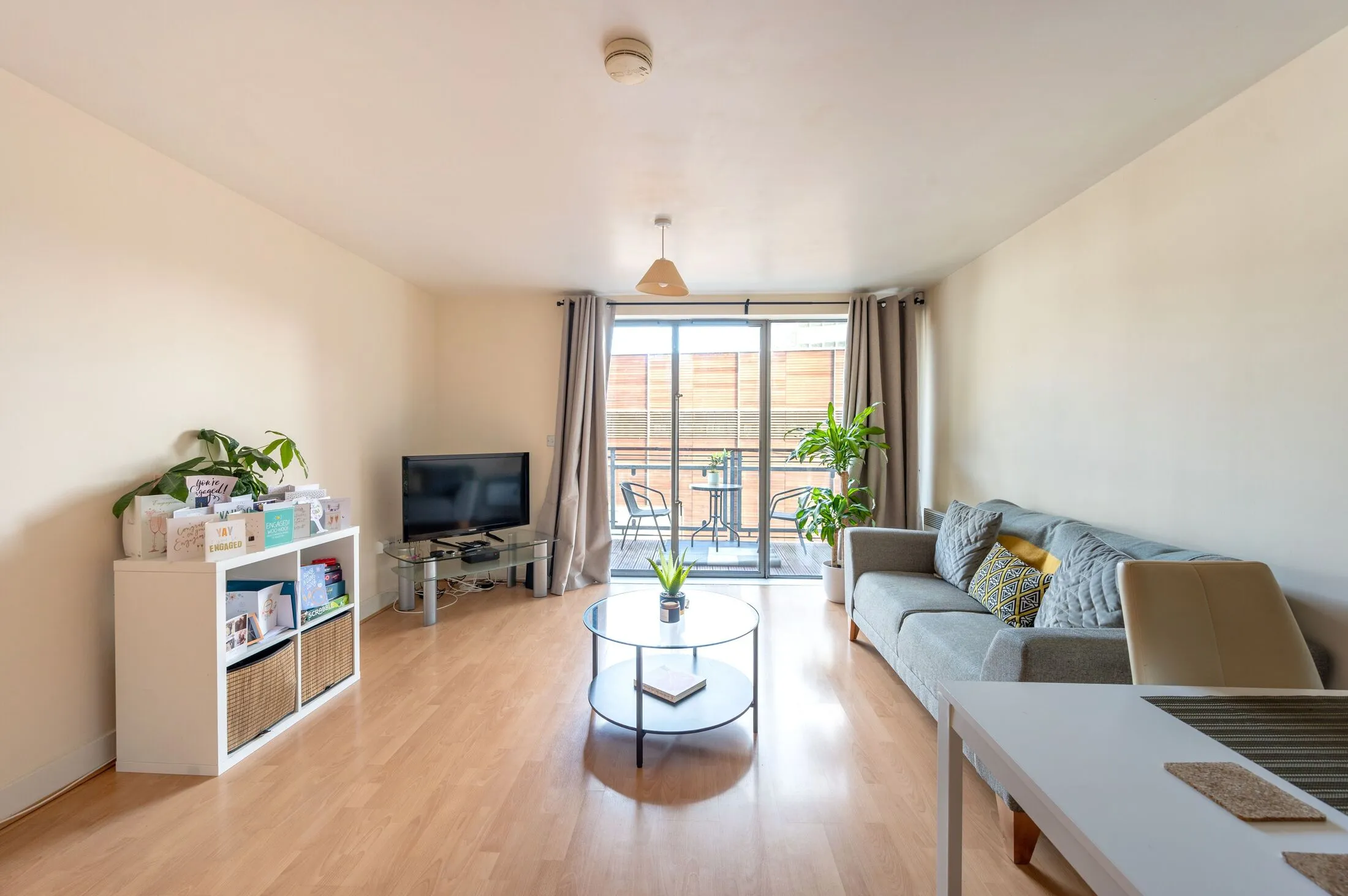 Flat The Bittoms in Greater London