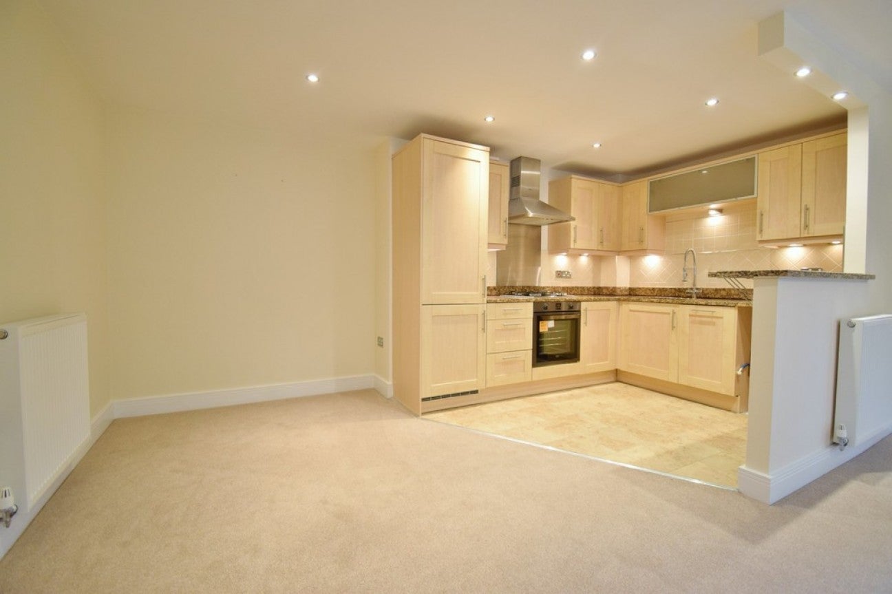 Flat Tamworth Road in Birmingham