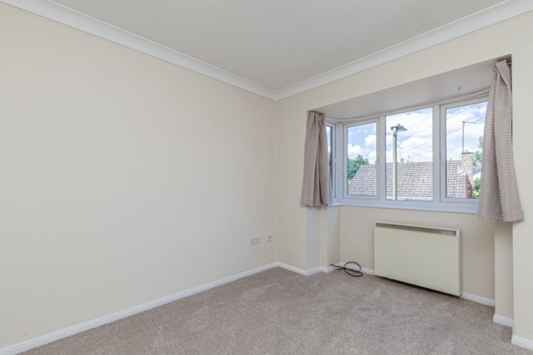 Flat Cameron Court in Cherwell District