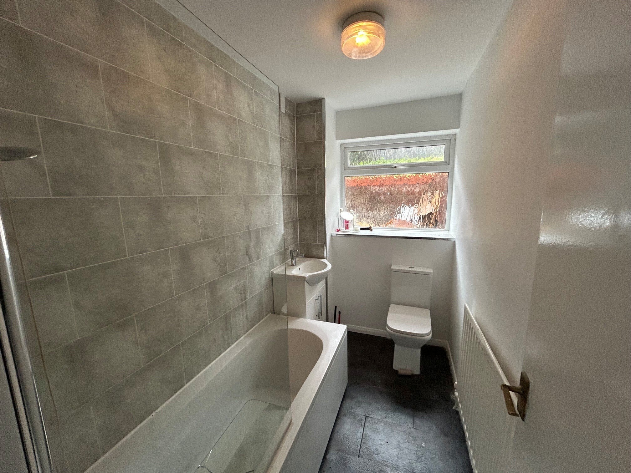 House Loughton Grove in Dudley