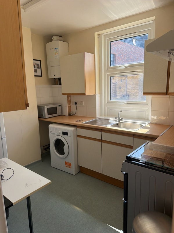 Room Copenhagen Street in Greater London