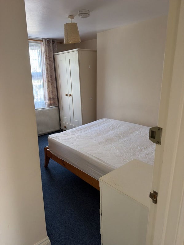 Room Copenhagen Street in Greater London