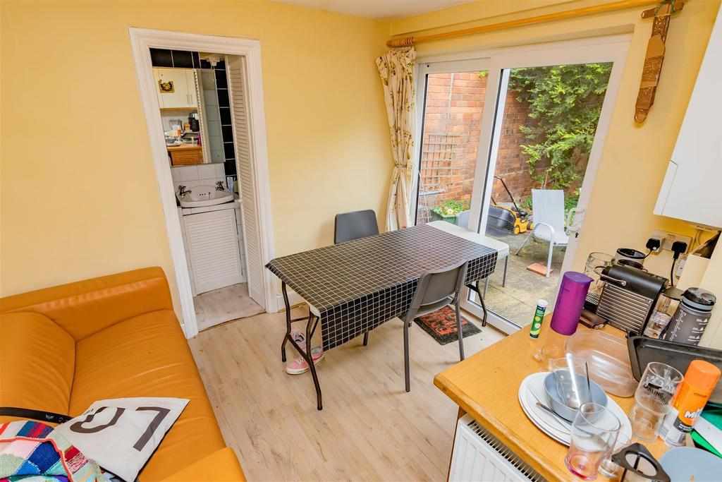 Flat Bournbrook Road in Birmingham