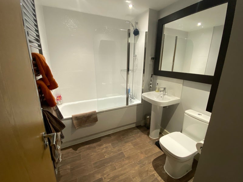Room Oakhill Drive in Bristol