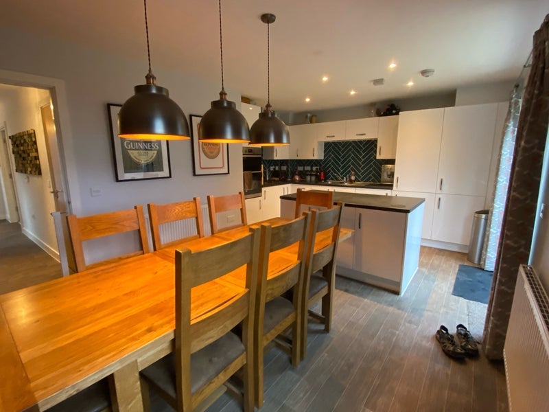 Room Oakhill Drive in Bristol