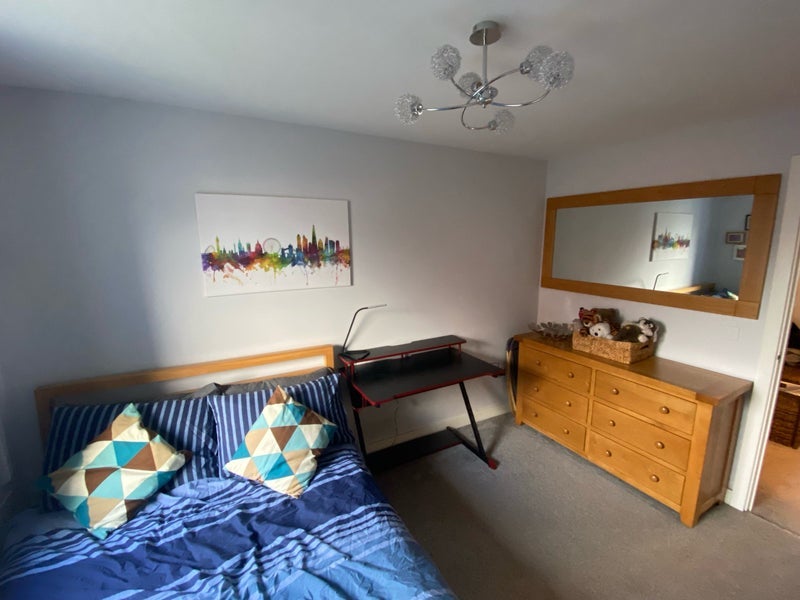 Room Oakhill Drive in Bristol