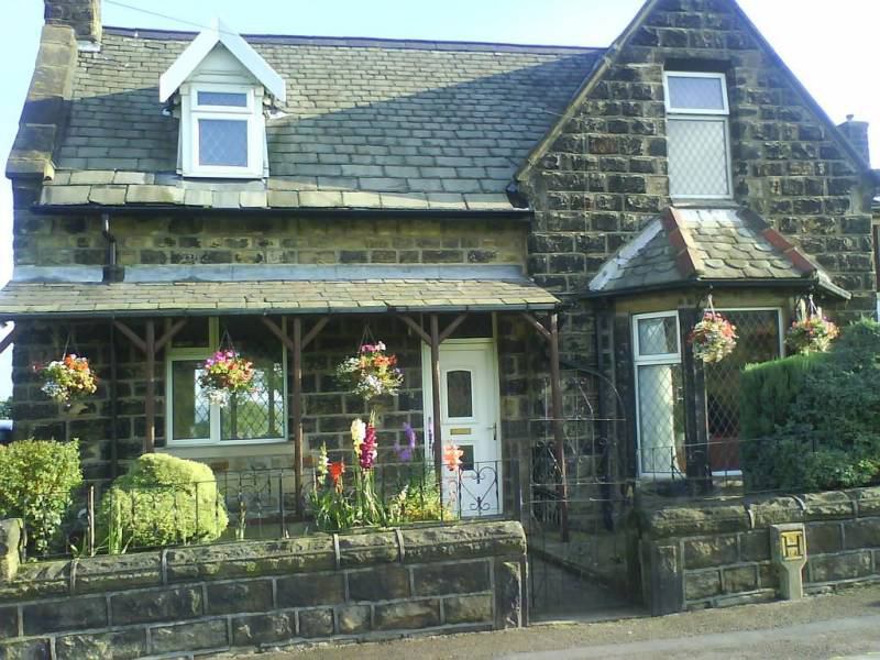 House Moss Carr Road in Bradford