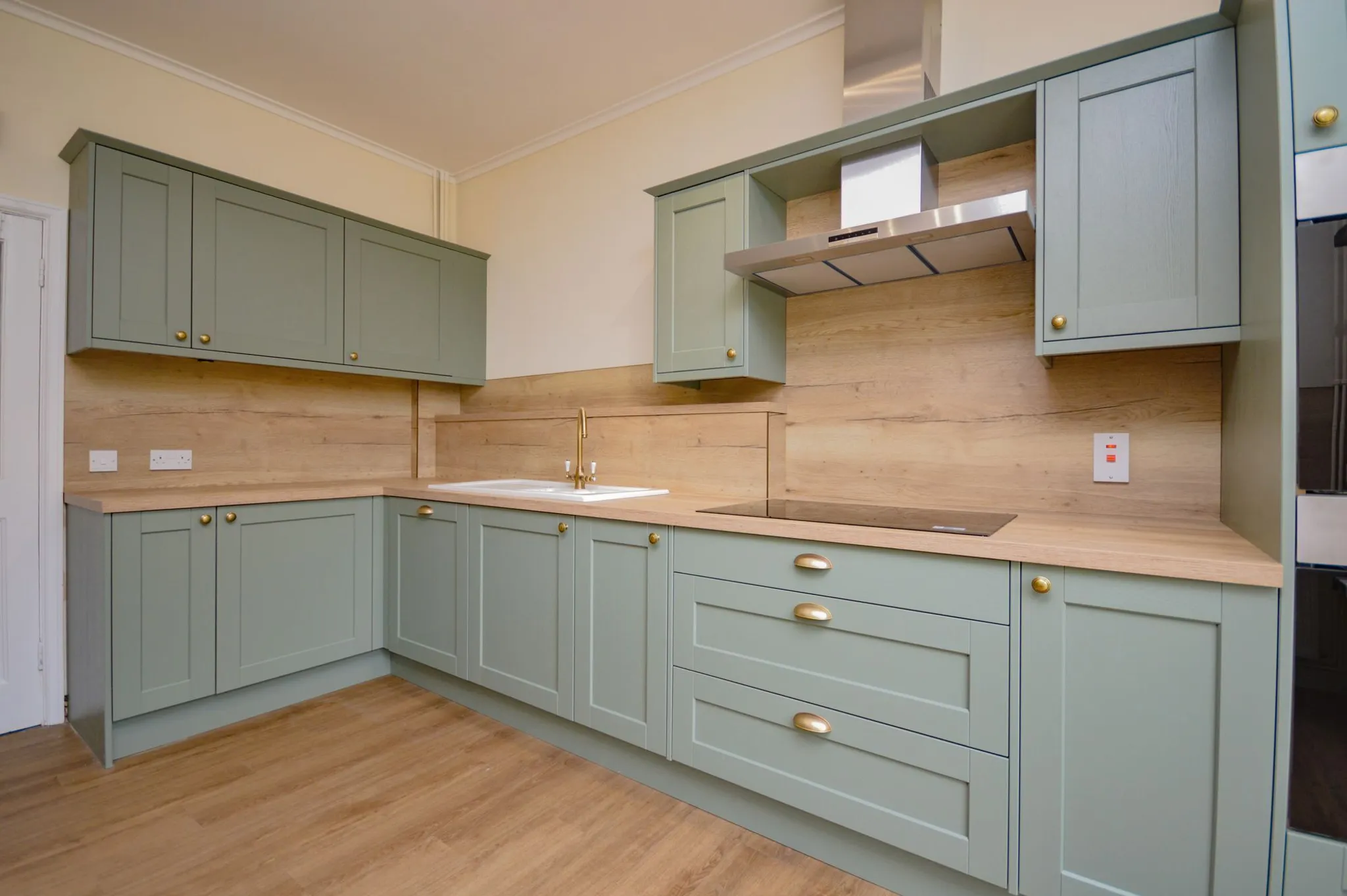 House Woodrising Road in Breckland District