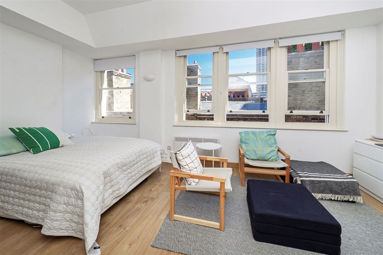 Flat West Smithfield in City of London