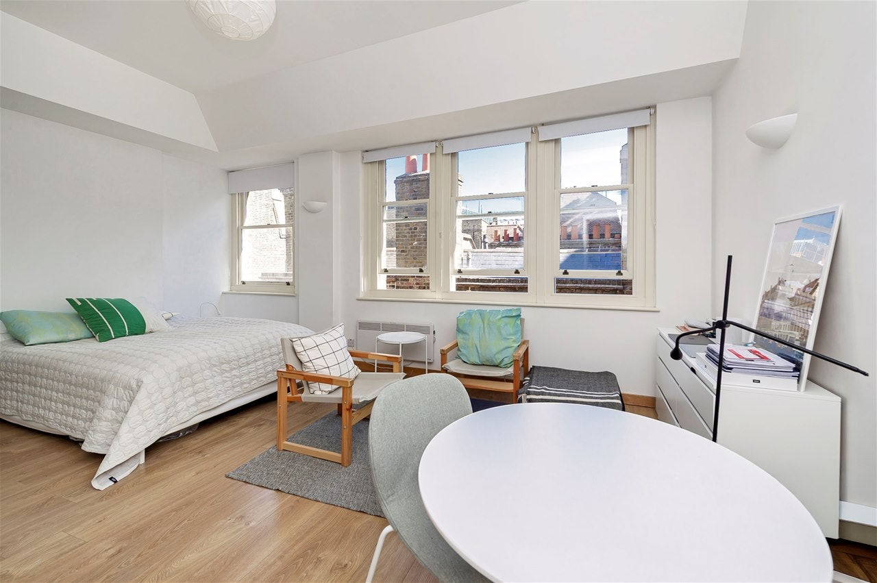 Flat West Smithfield in City of London