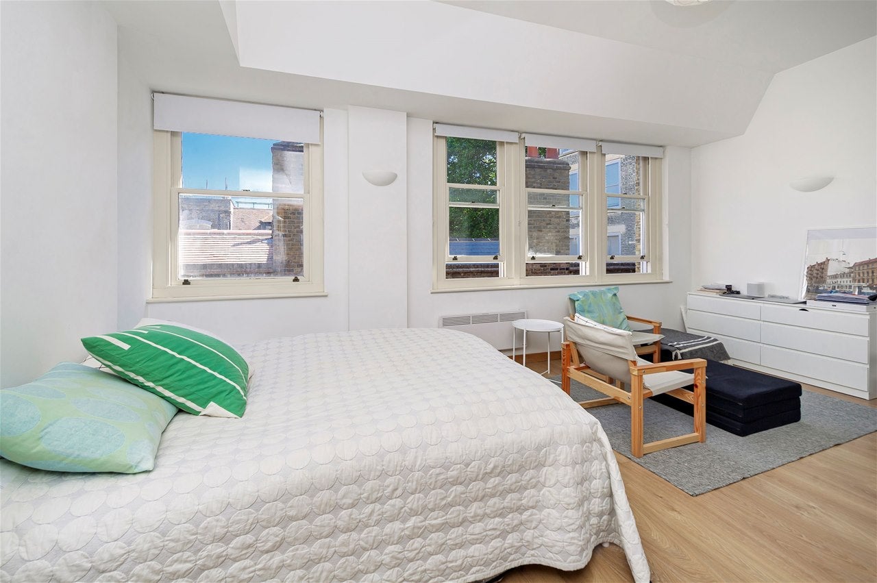 Flat West Smithfield in City of London