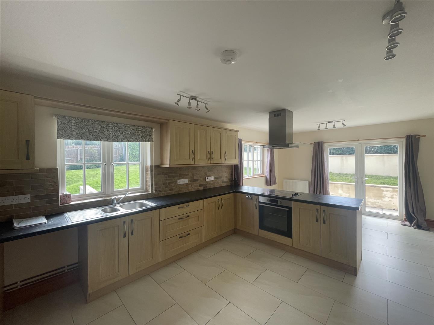 House Gelli Newydd in Llanfihangel Aberbythych