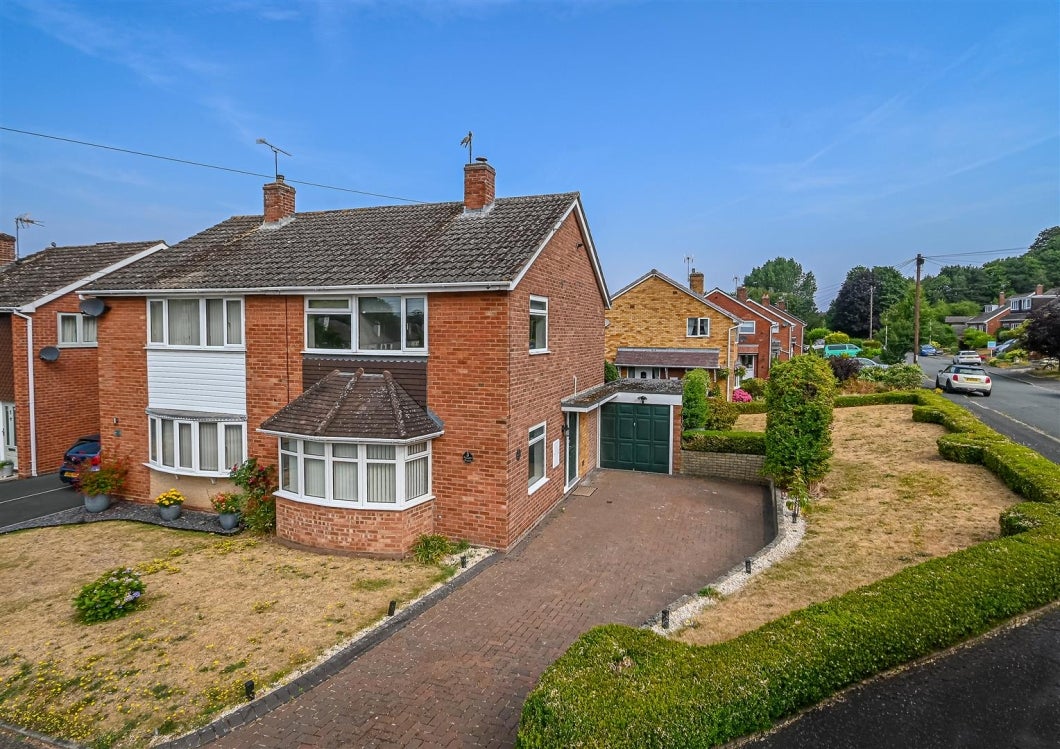 House Hillside Avenue in Bridgnorth