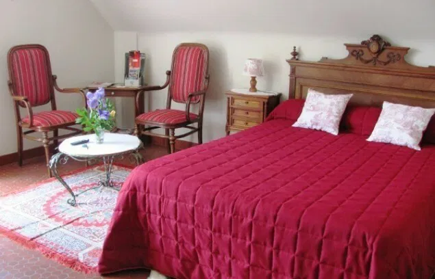 Room Route de Lignières in La Celle-Condé