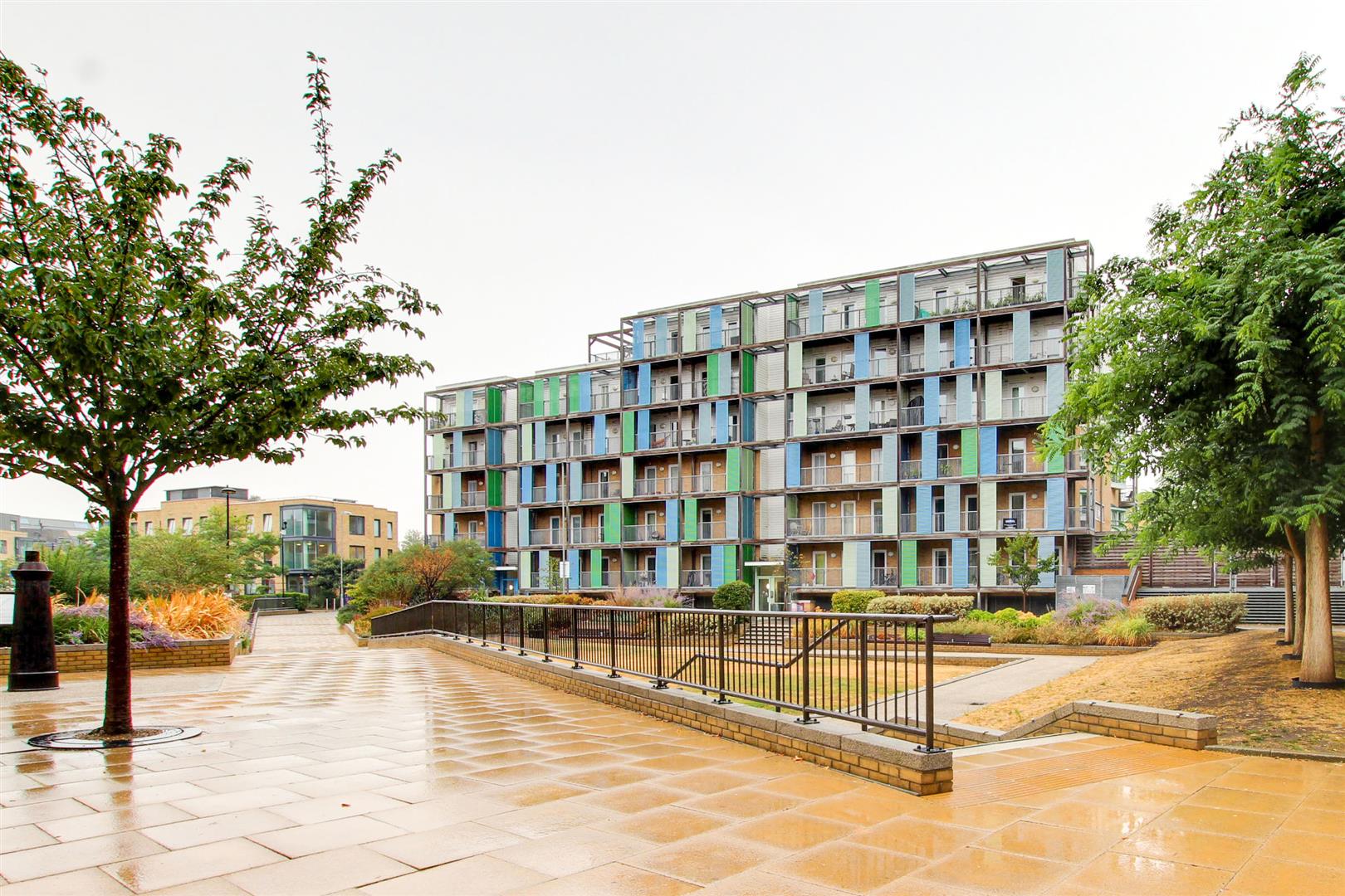 Flat Warren Close in Cambridge