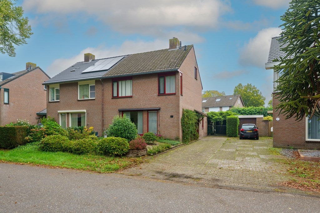 Huis Bergroosstraat 21 in Bakel