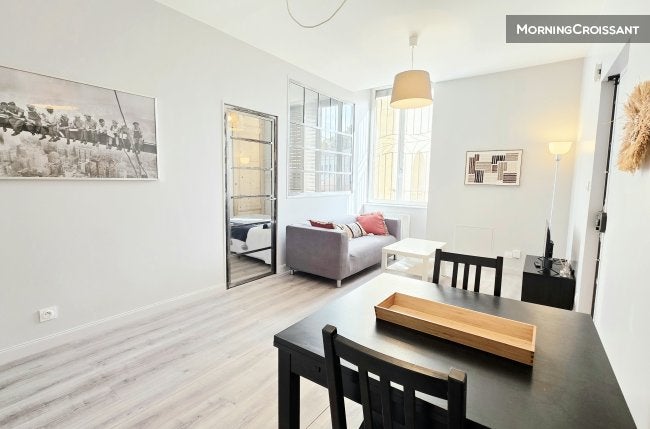 Appartement Rue Jouffroy d'Abbans à Lyon