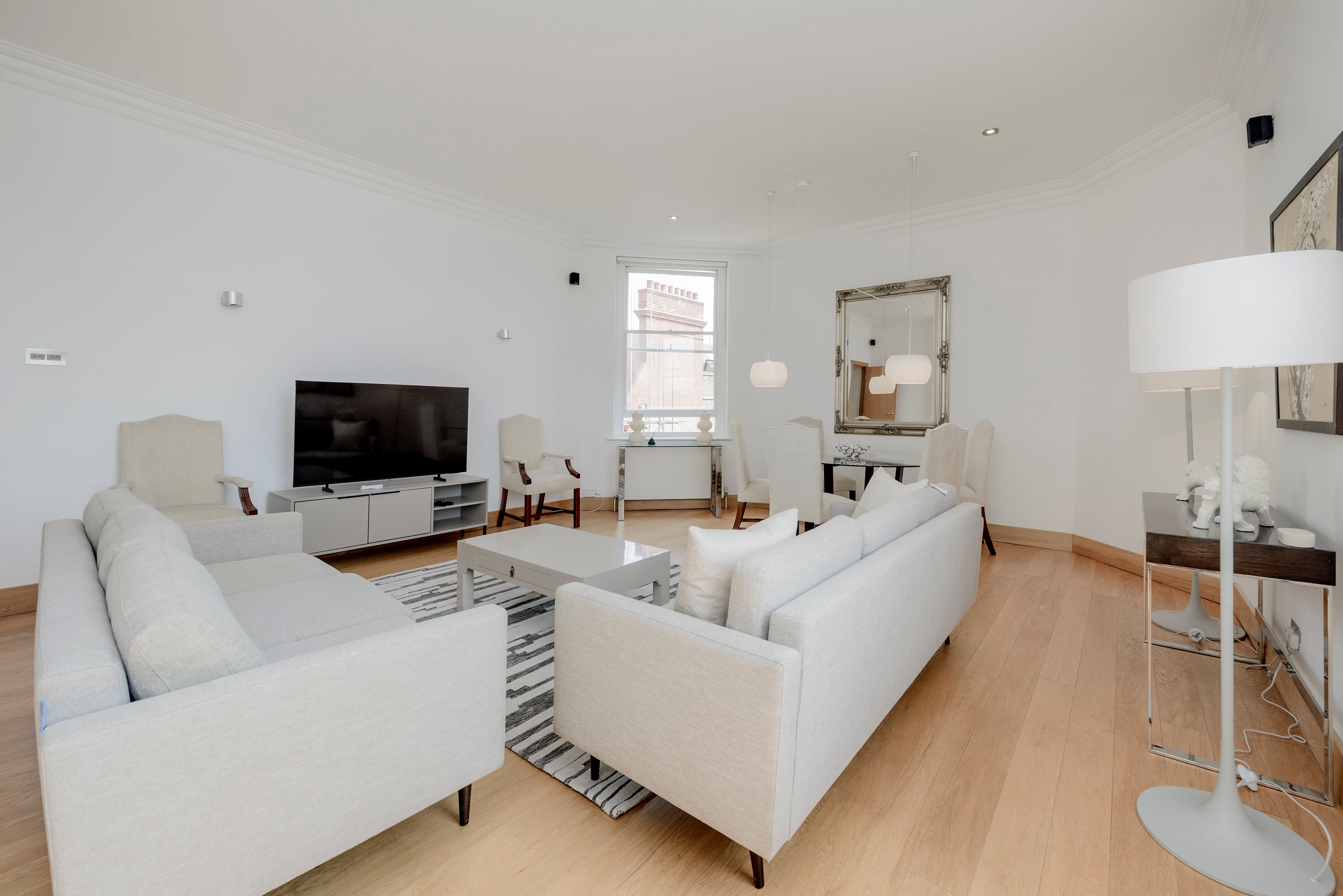 Flat Cadogan Square in London