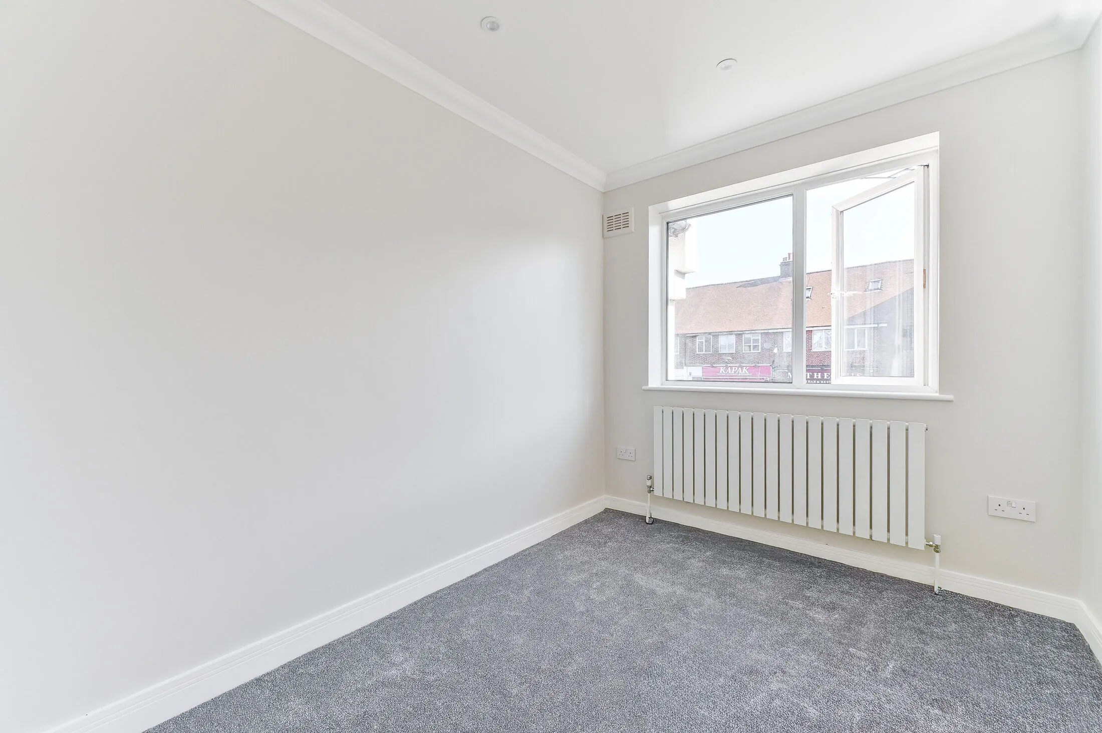 Flat West Barnes Lane in Greater London