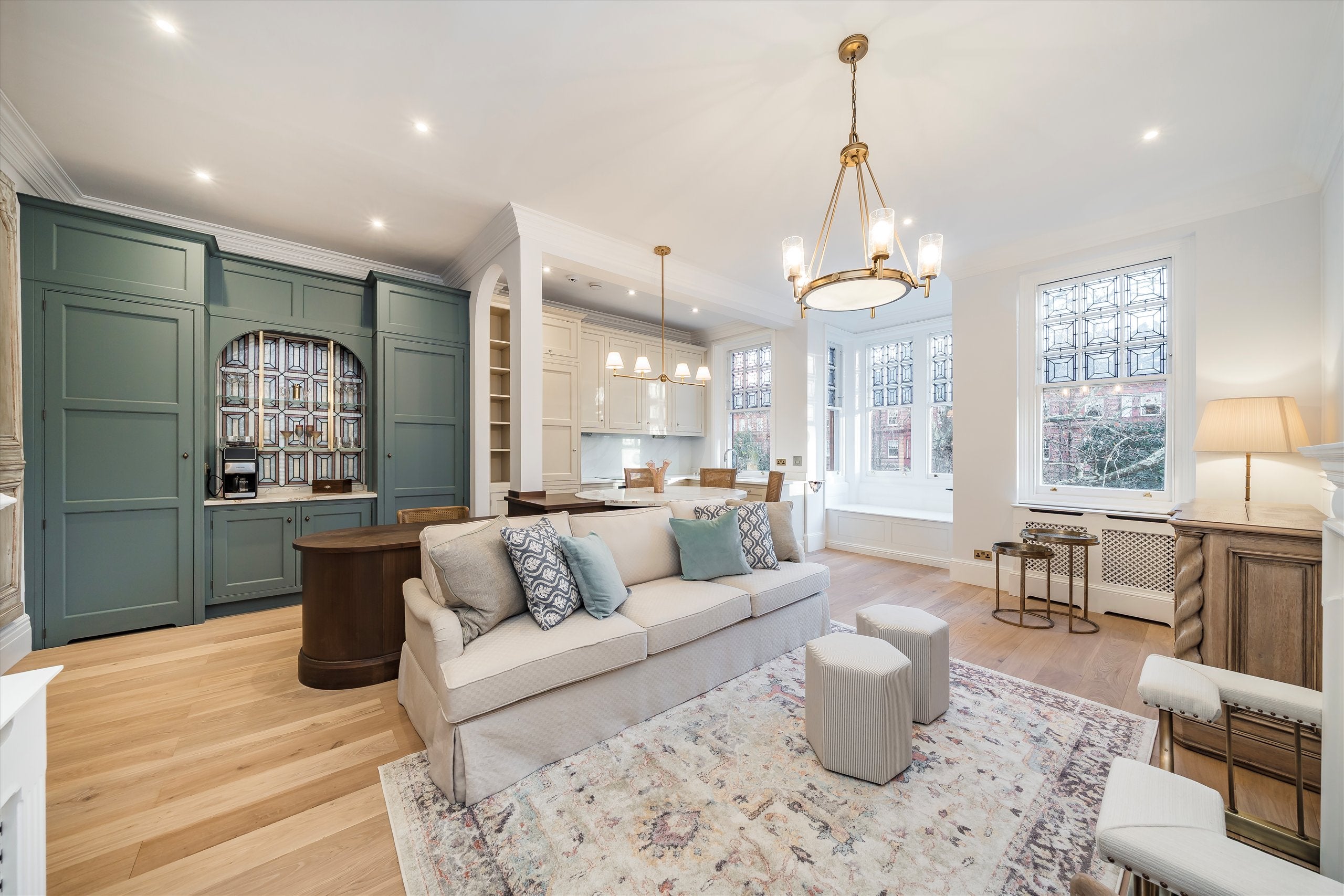 Flat Lower Sloane Street in Greater London