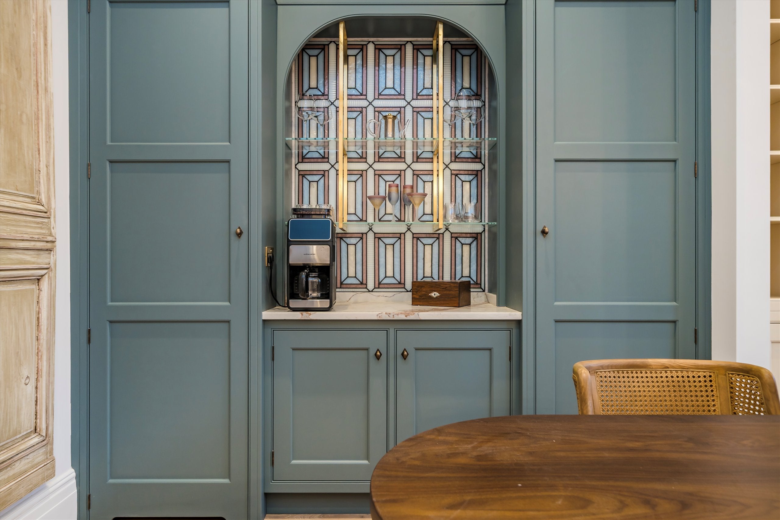 Flat Lower Sloane Street in Greater London