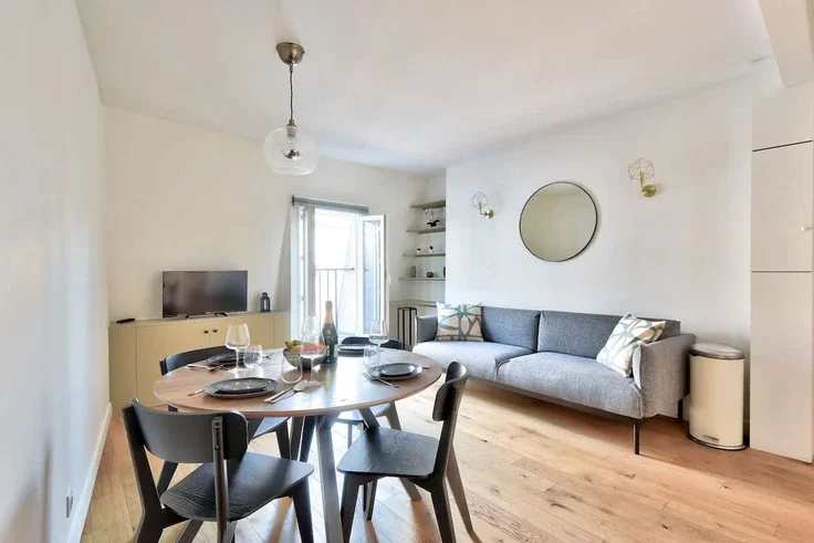 Flat Rue Muller in Paris