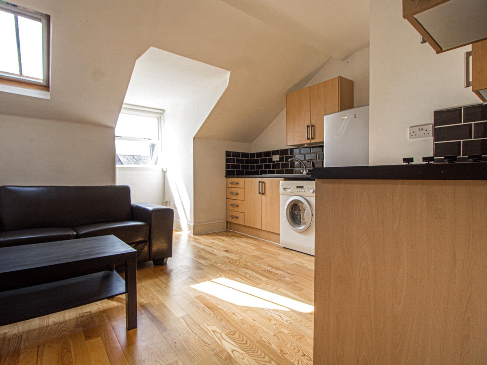 Flat Hyde Terrace in Leeds