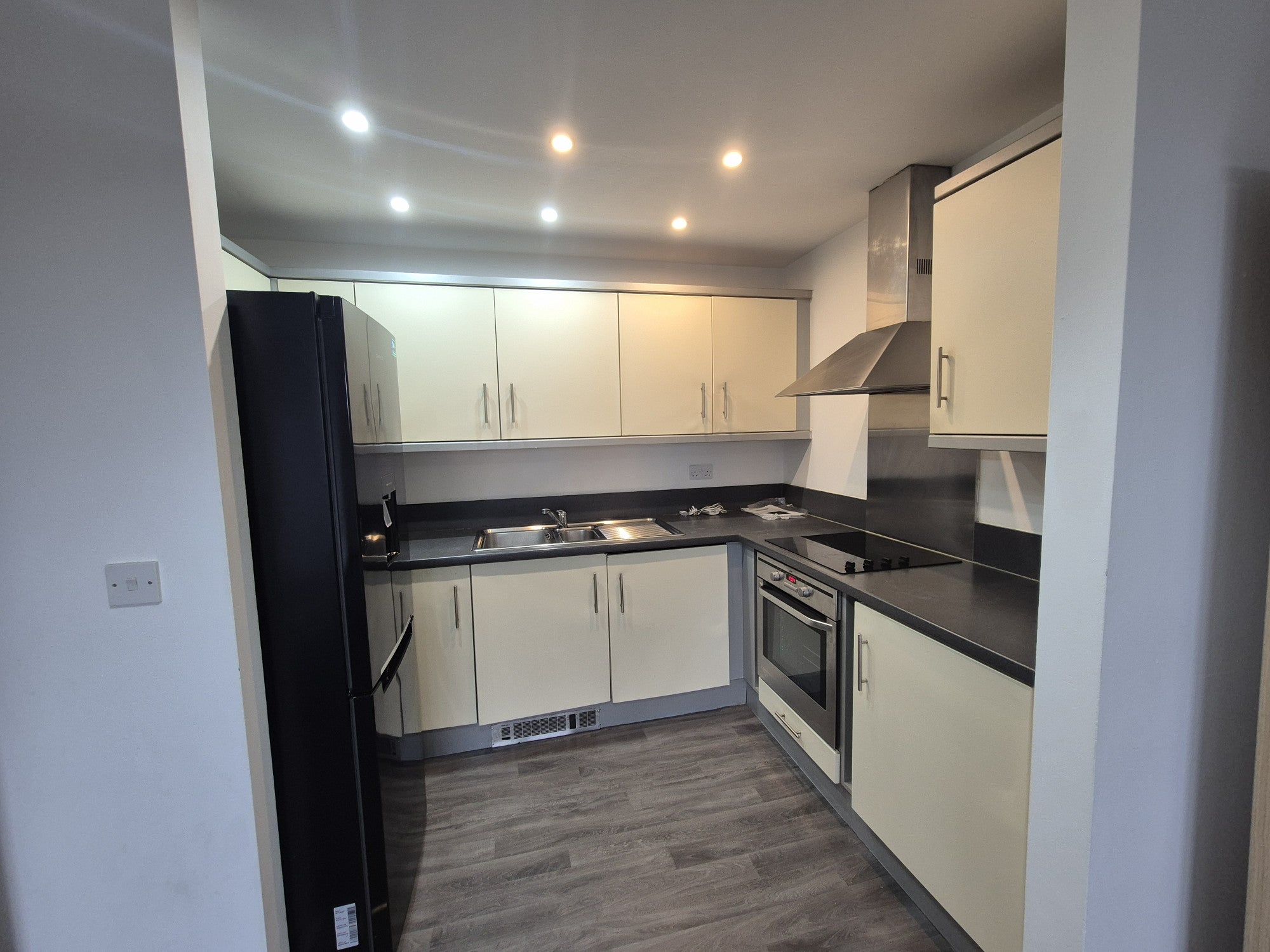 Flat Royal Crescent in Greater London