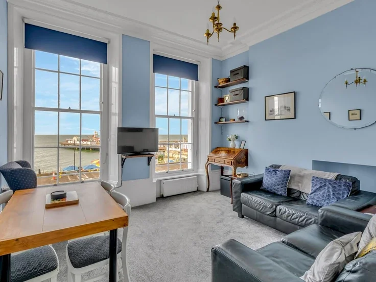 Flat St George's Terrace in Herne Bay