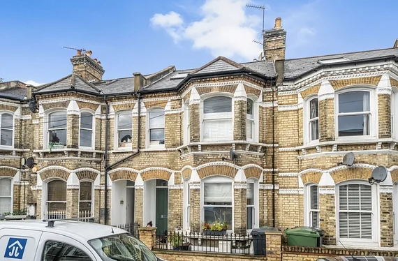 Flat Acre Lane in Greater London