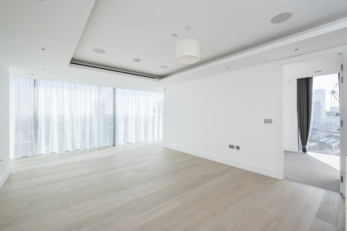 Flat Macclesfield Road in Greater London