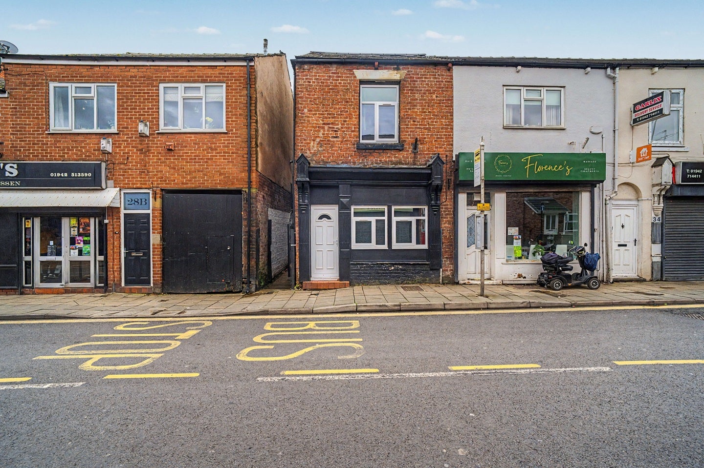 Room Heath Street in Golborne