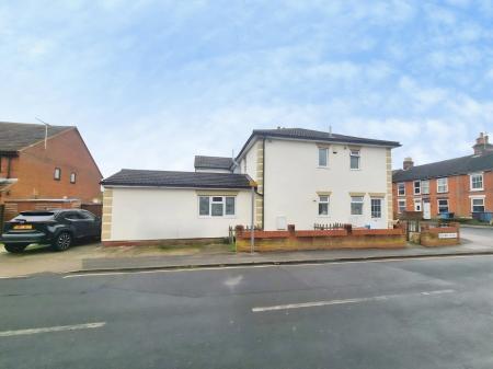 Flat Kirby Street in Ipswich