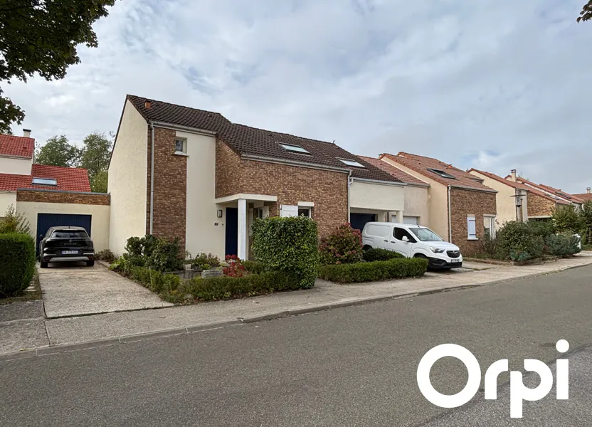 House Rue du Grand Bé in Montigny-le-Bretonneux