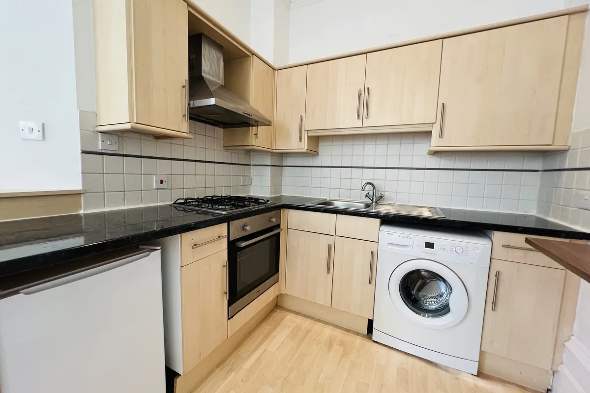 Flat Jevington Gardens in Eastbourne