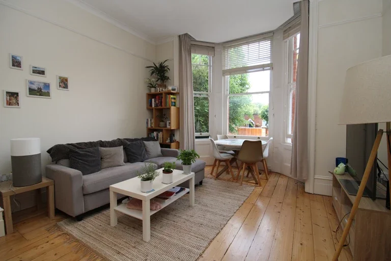 Flat Portsdown Mews in Greater London