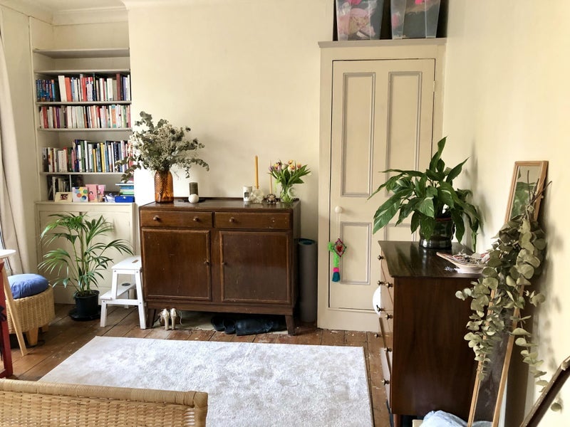 Room Brett Road in Greater London